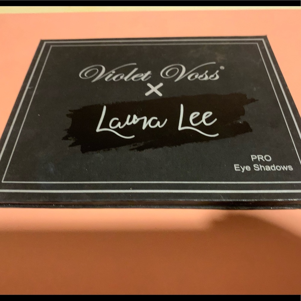 Laura Lee x Violet Voss LE DISCONTINUED Palette